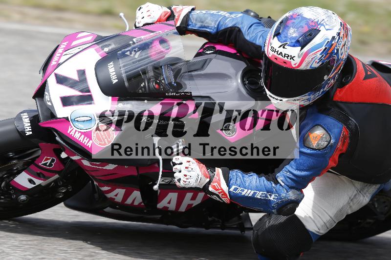 /09 19.04.2026  Caremotion get faster ADR/Gruppe rot/710